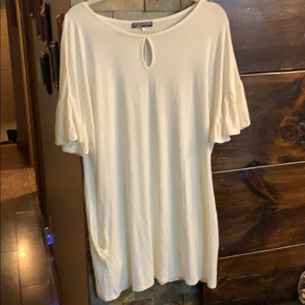 Brand new, Super soft adorable top with pockets